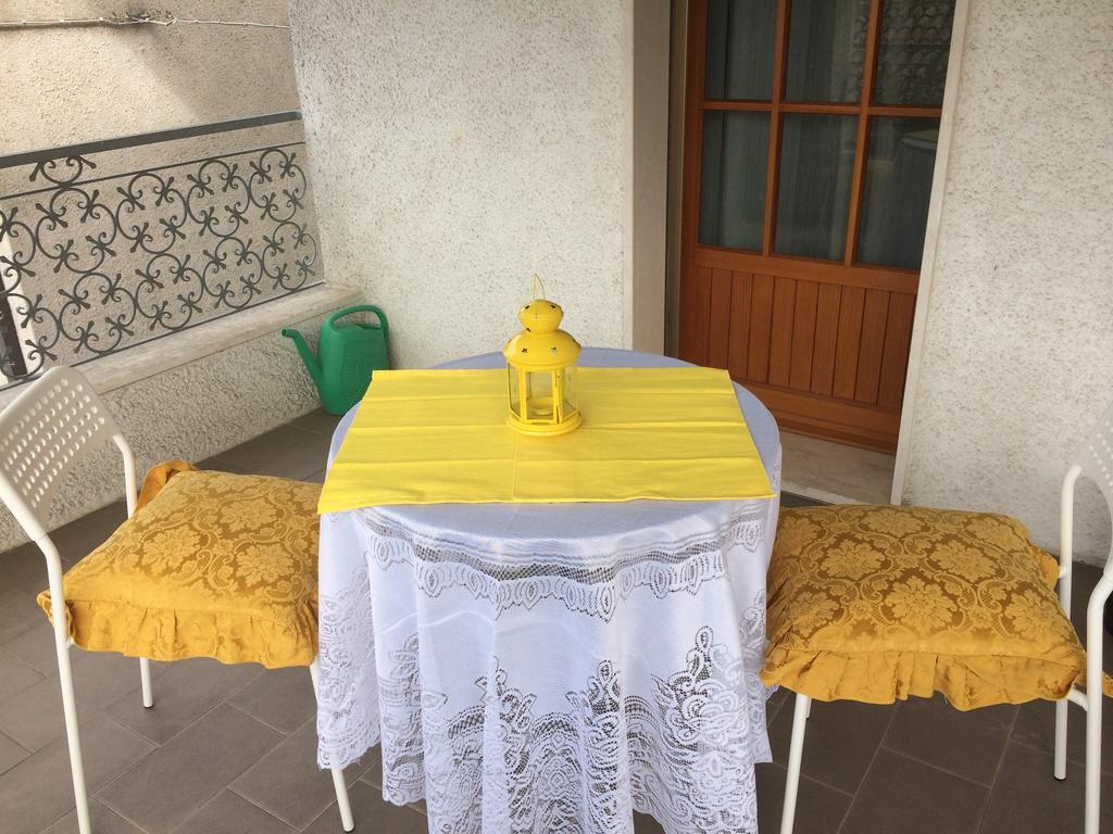 B&B Soleluna Massa Fiscaglia ภายนอก รูปภาพ