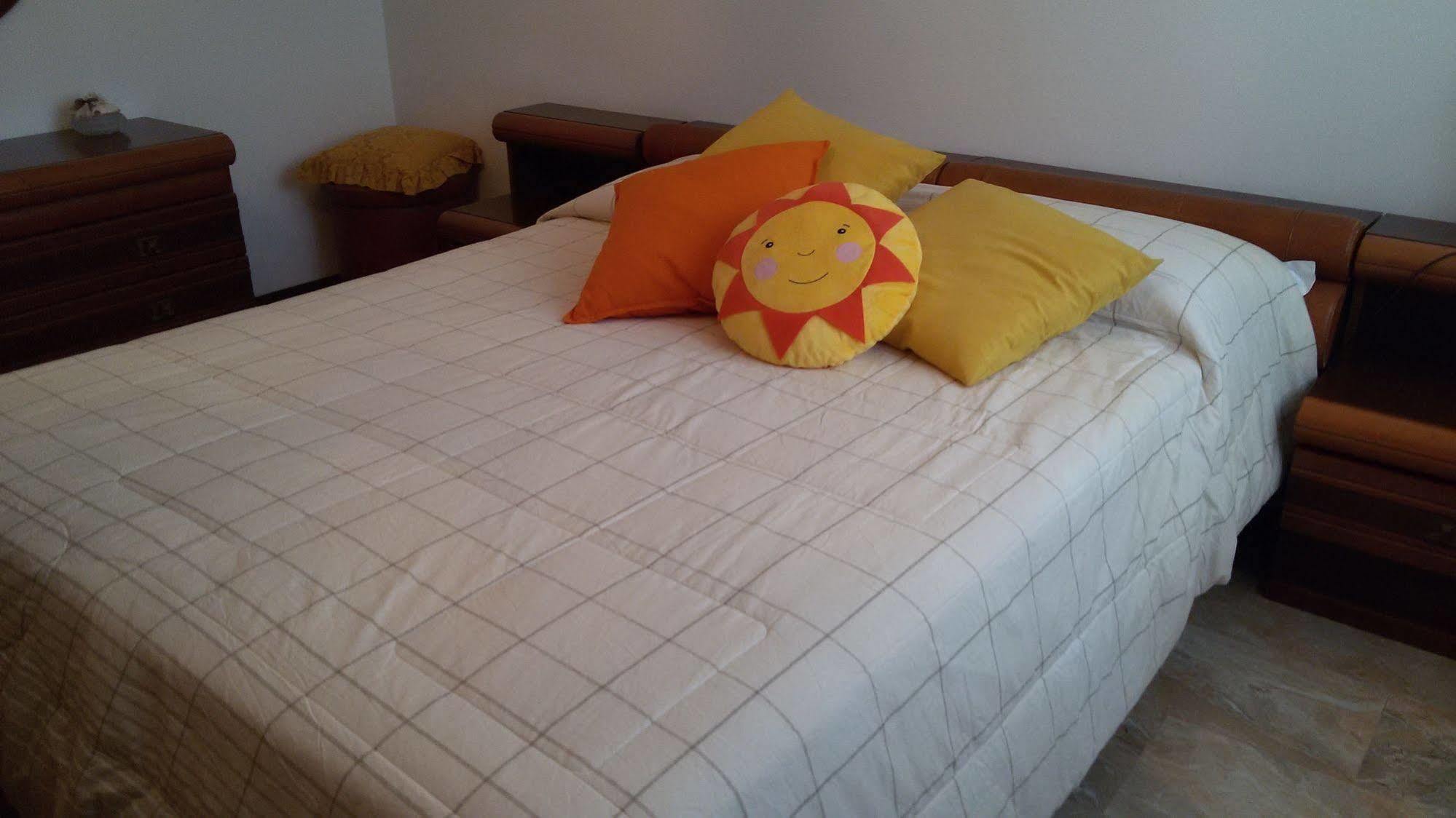 B&B Soleluna Massa Fiscaglia ภายนอก รูปภาพ